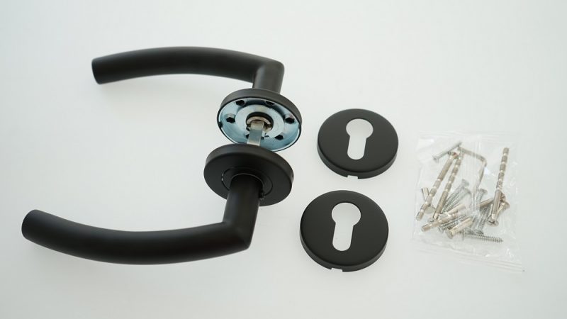 KĽUČKA-KĽUČKA ARADE JB-005 PZ DELENÁ - ČIERNA